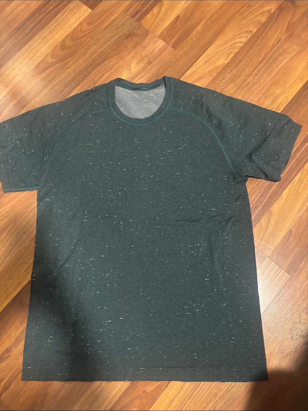 lululemon athletica Men's Dark Heather Crew Tee - Black Fleck
